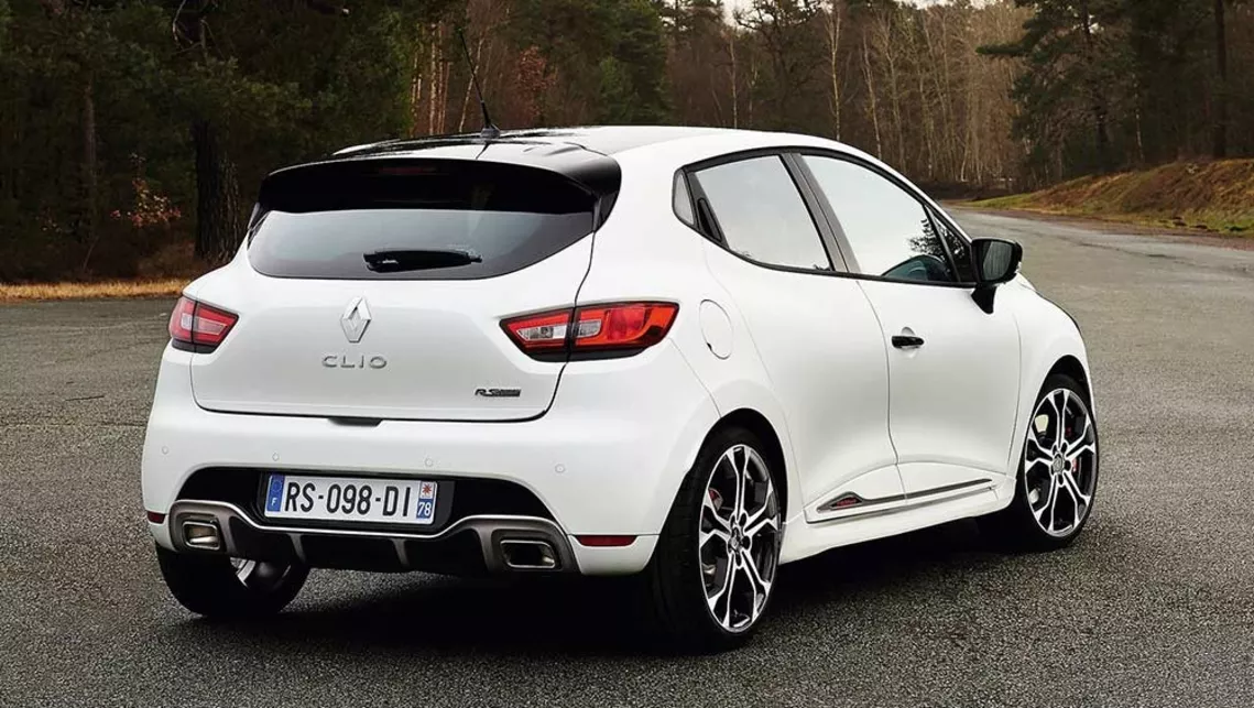 Rear view of the Rio Clio RS 2018